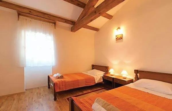 Vila Holiday Home Sandra